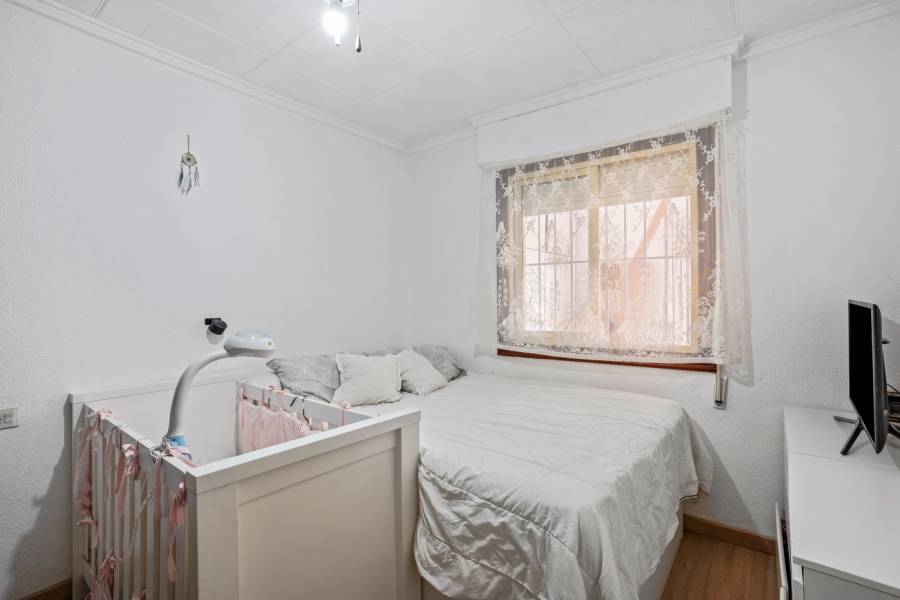 Resale - bungalow - Torrevieja - La Siesta