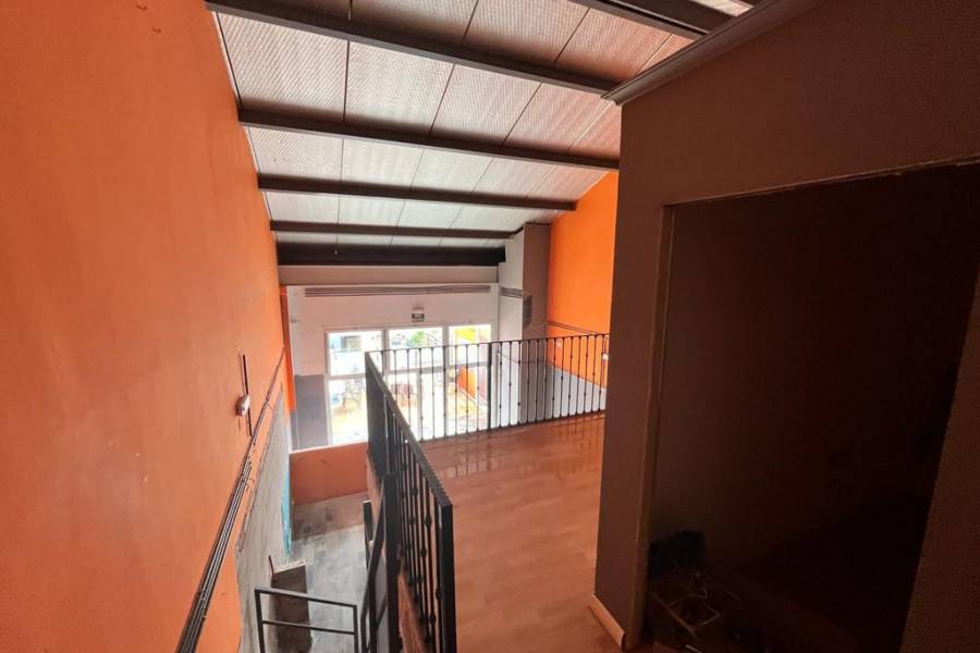 Reventa - Commercial - Algorfa - La Finca Golf Resort