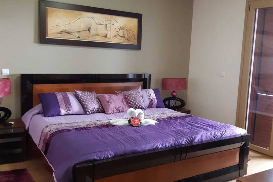 Resale - Villa - Funchal