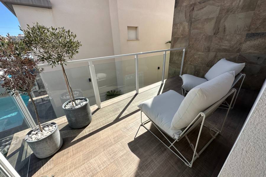 Reventa - Villa - Torrevieja