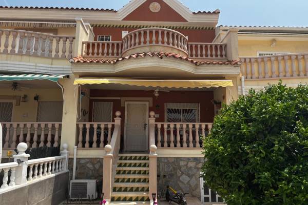 Townhouse - Reventa - Ciudad Quesada - Dona Pepa