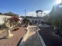 Resale - Finca - Algorfa